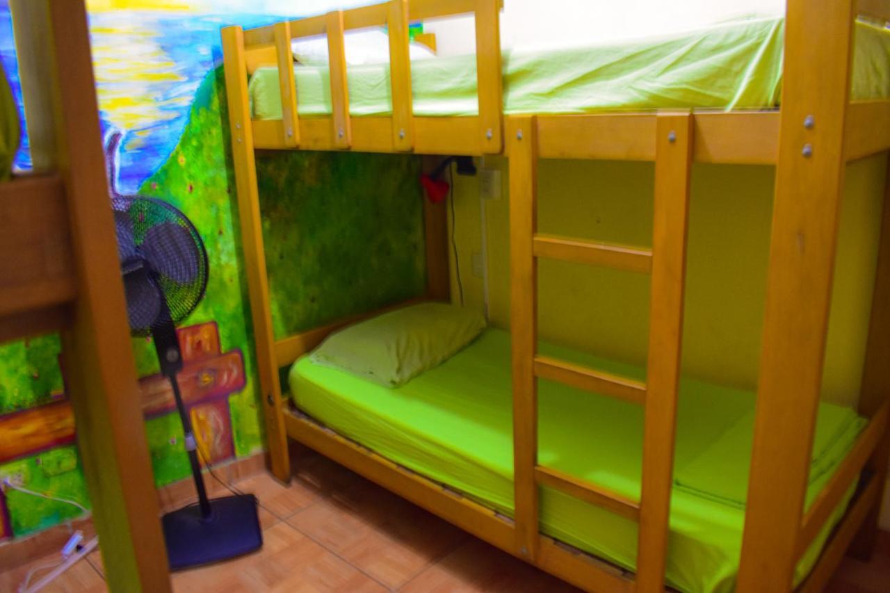 Passion Hostel - Barranco Лима Екстериор снимка
